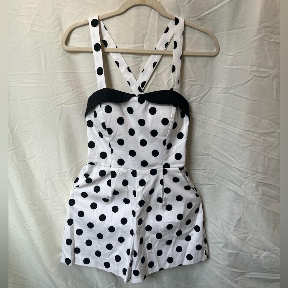retro vintage 40/50s style polka dot romper